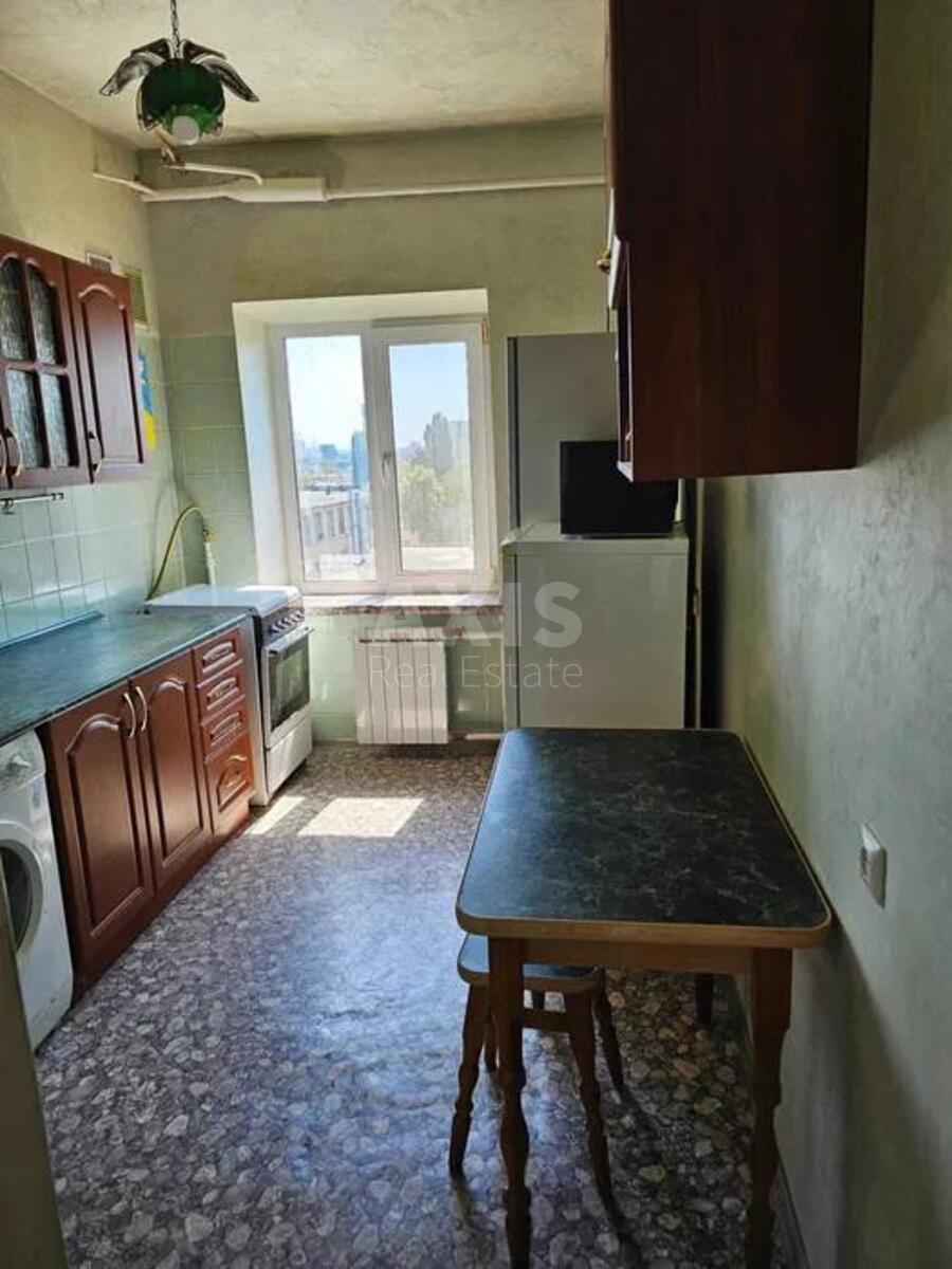 4k apartment vul. Tul'chyns'ka 7