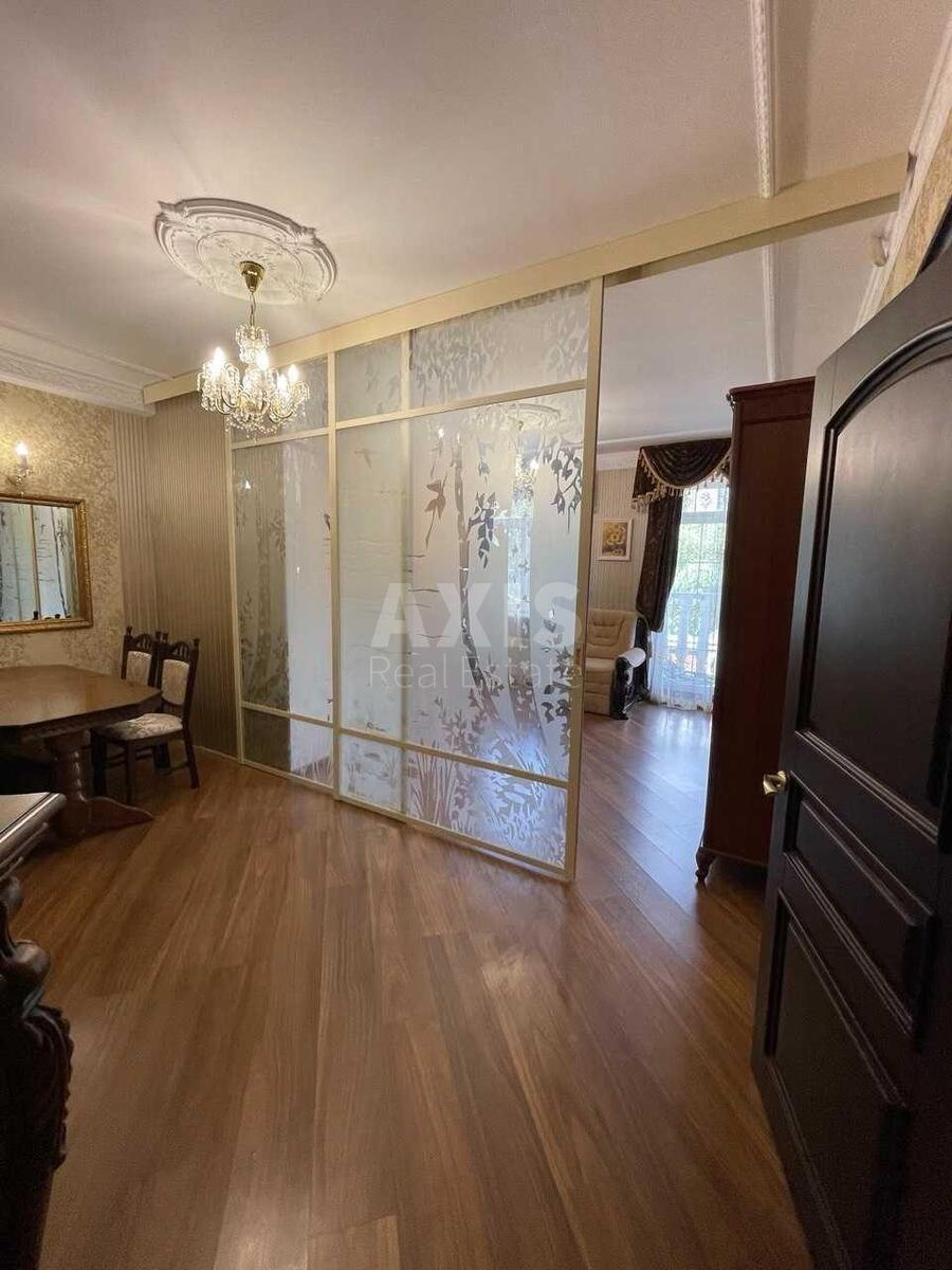 2k apartment vul. Lucenka Dmytra 102