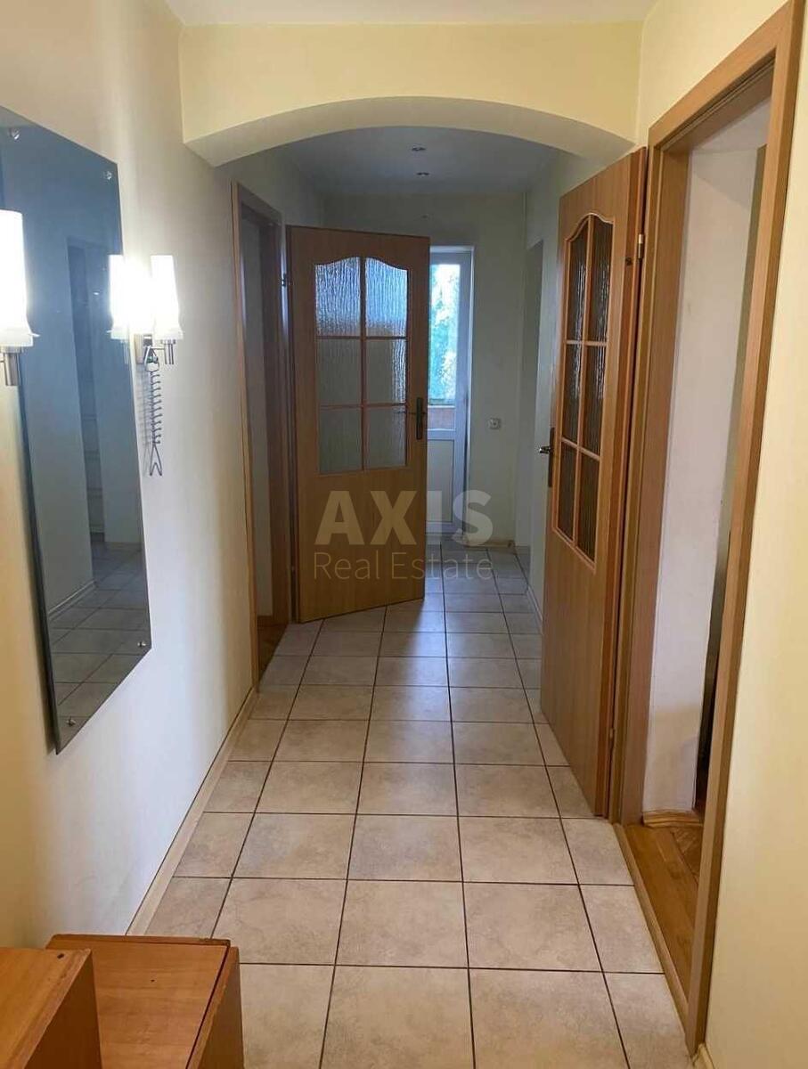2k apartment vul. Parkovo-Syrec'ka 190