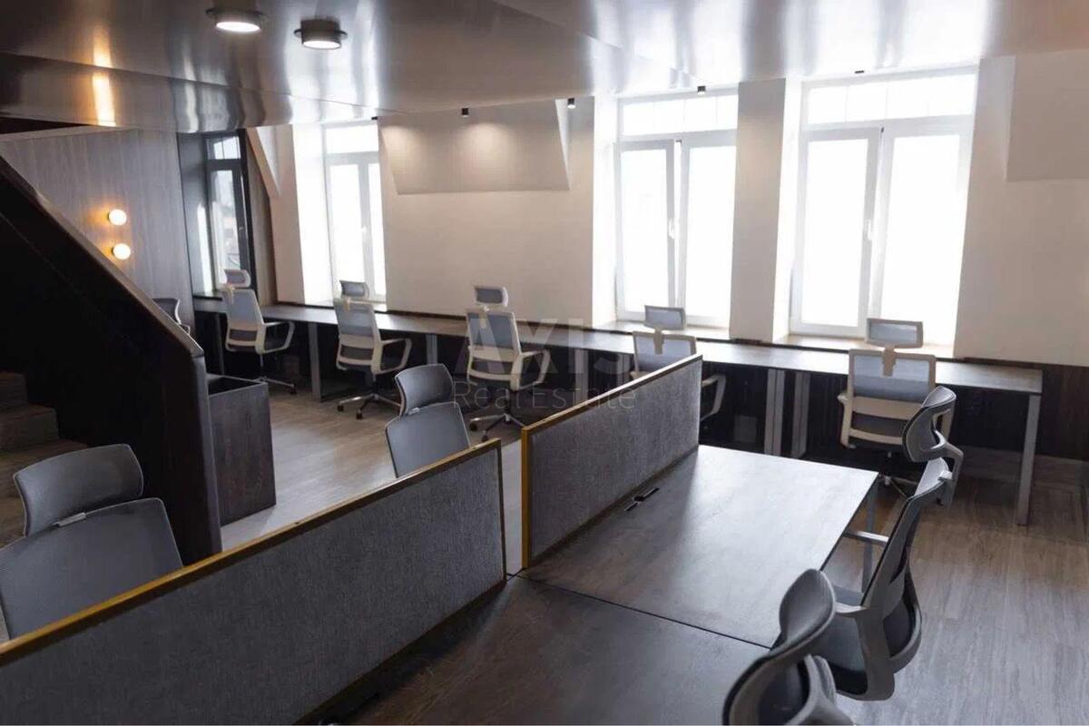 Офис ул. Панаса Мирного 8, 176м2619281