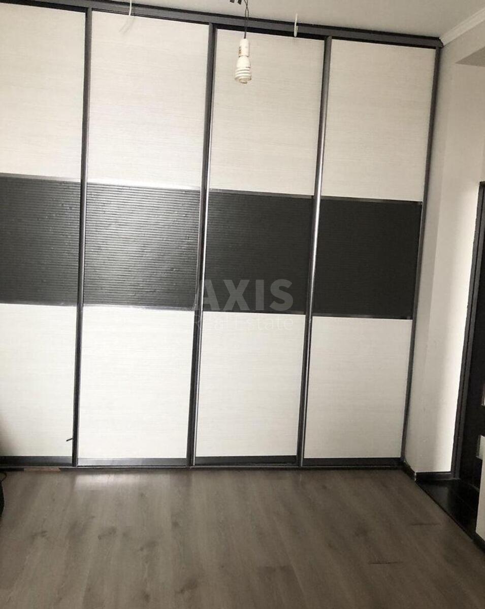 2k apartment vul. Turgenjevs'ka 78/112