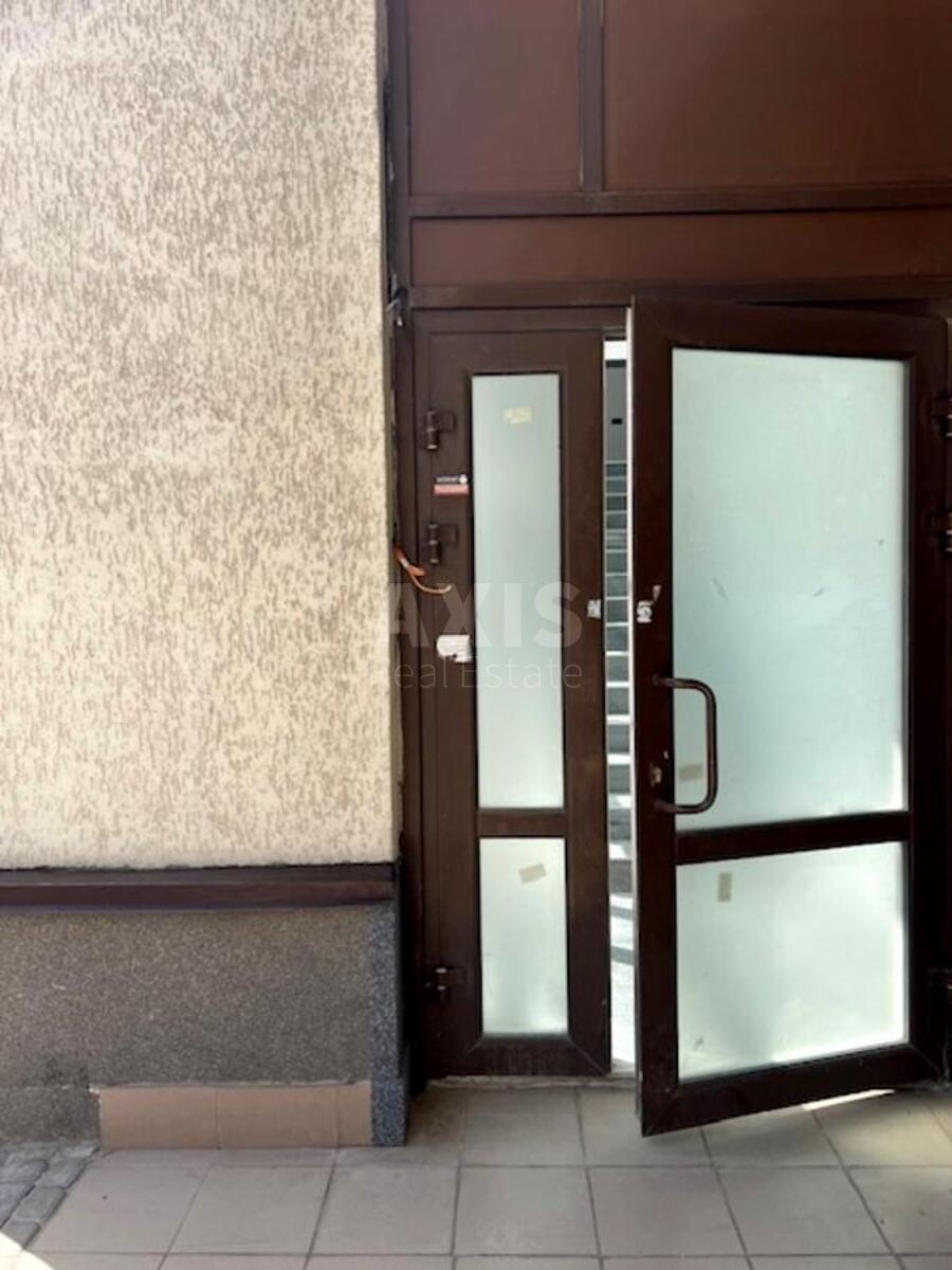 Объект торговли ул. Евгения Коновальца 44А, 180м26340911