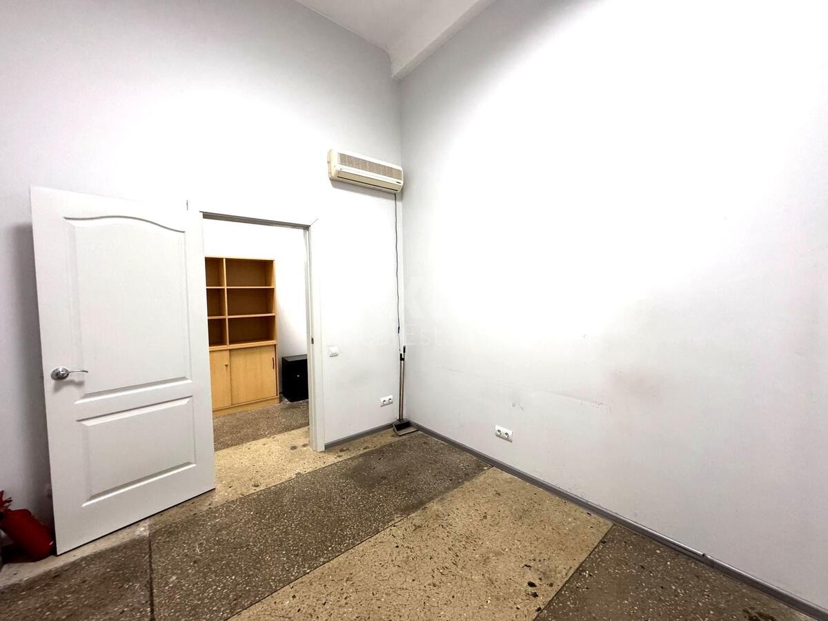 Офис ул. Стальского Сулеймана 32, 232м26293712