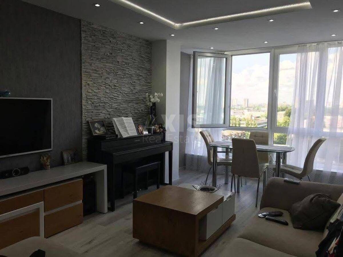3k apartment vul. Chornovola V'jacheslava 260