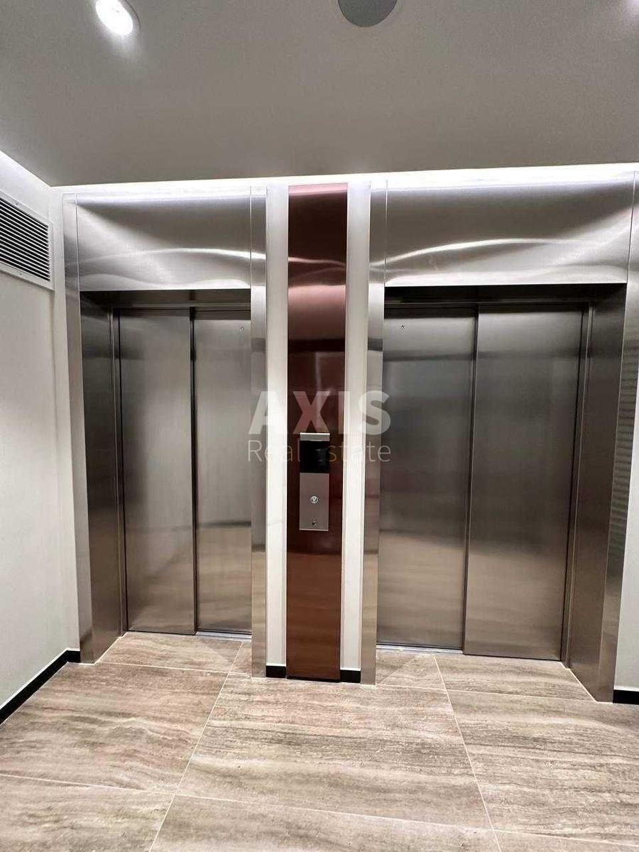 4k apartment vul. Barbjusa Anri 39/26