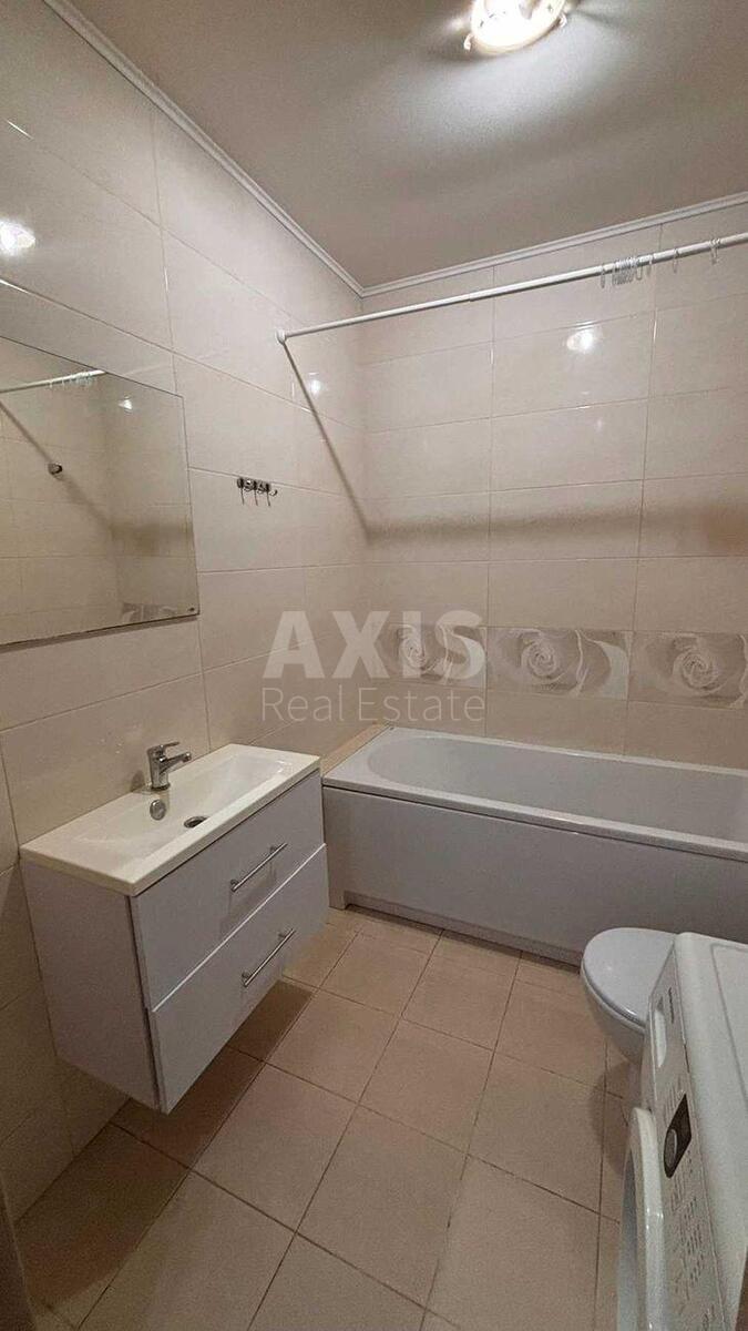 1k apartment vul. Voskresens'ka 144