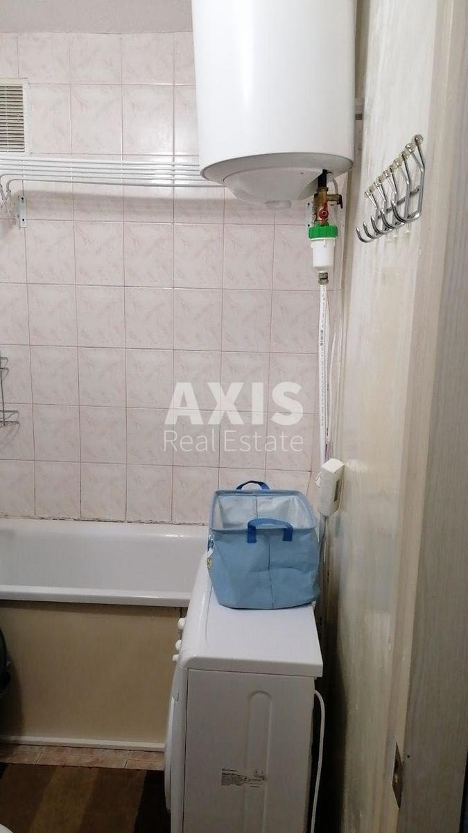1k apartment vul. Vasylenka Mykoly 13А4