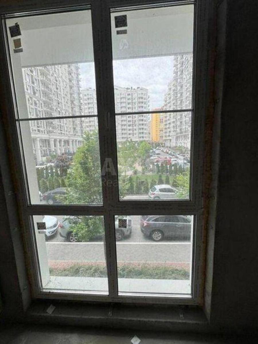 1k apartment vul. Myhajla Maksymovycha 243