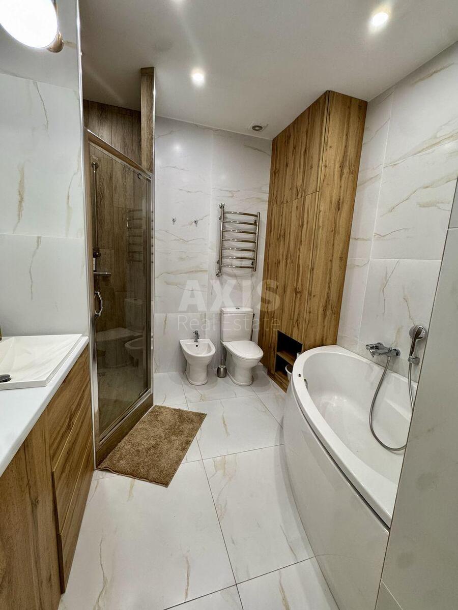 3к квартира ул. Евгения Коновальца 32Б596902