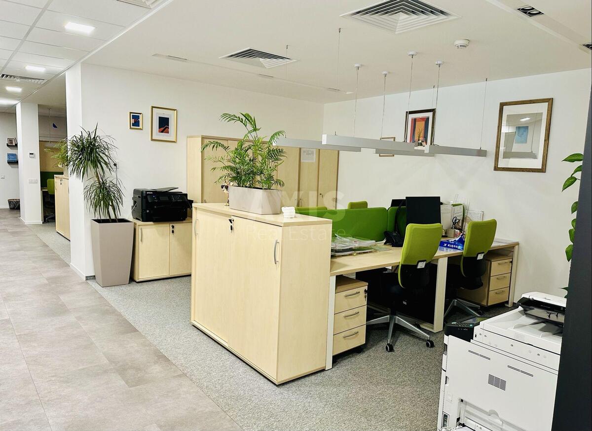 Office pl. Sportyvna 3, 457m25970719