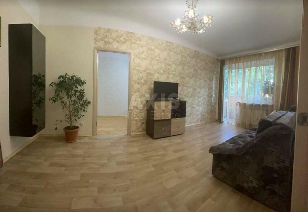 2к квартира спуск Печерский 173