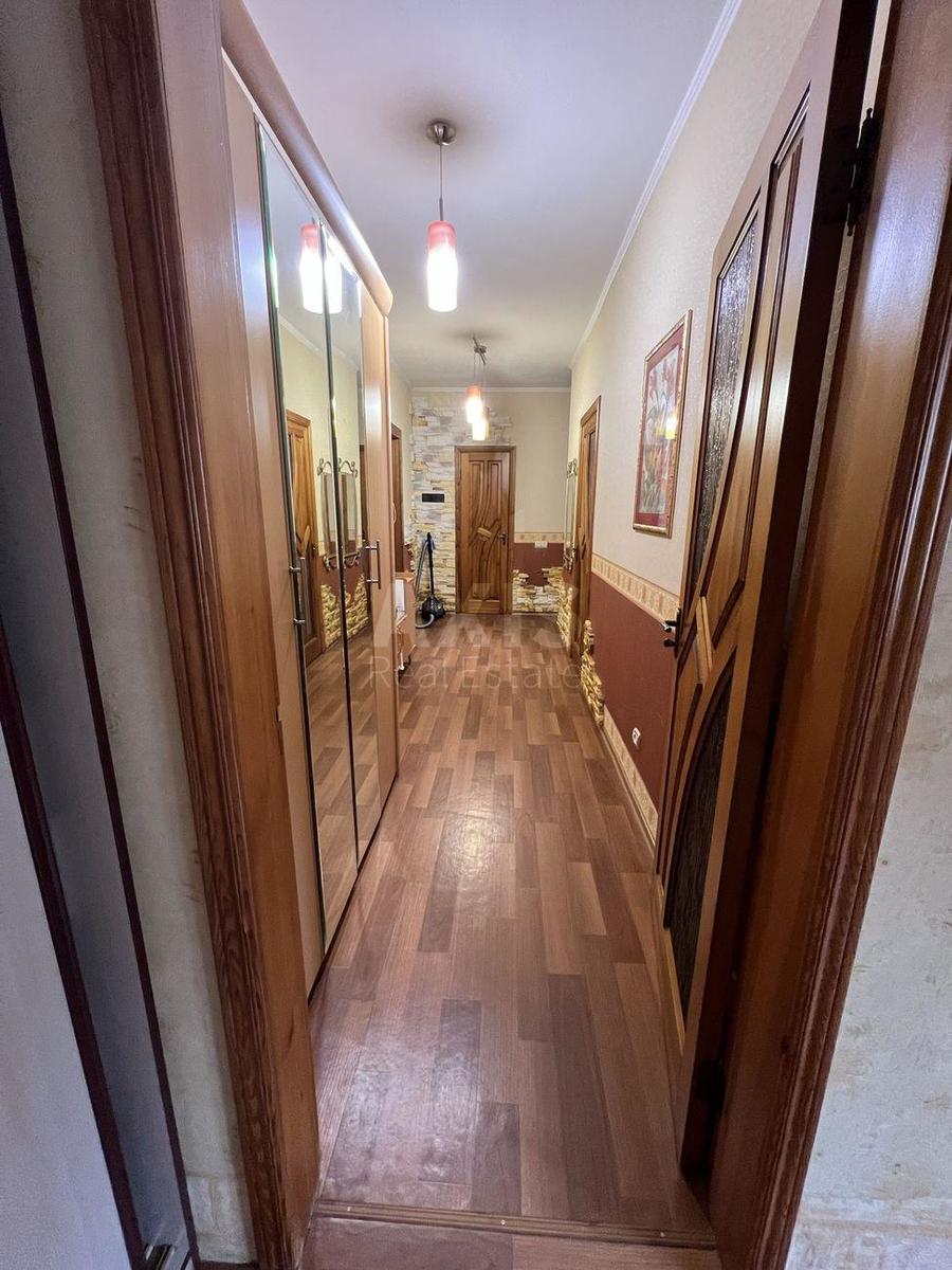 2k apartment vul. Mykil's'ko-Slobids'ka 2Б4