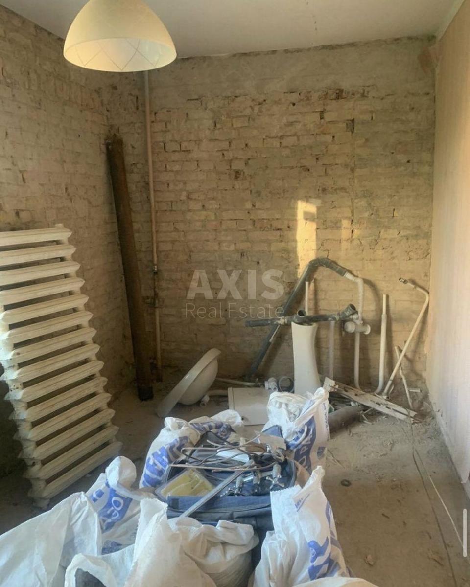 2k apartment vul. Yulia Zdanovska 5/14