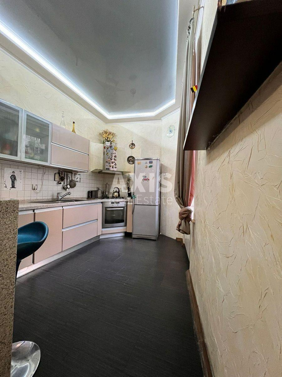 4к квартира ул. Крещатик 25561710