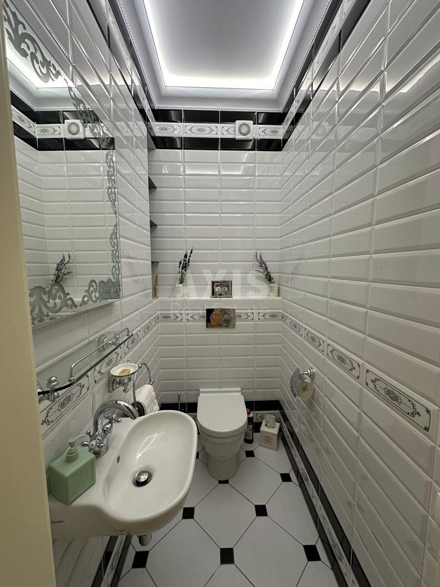 3k apartment vul. Zvirynec'ka 476