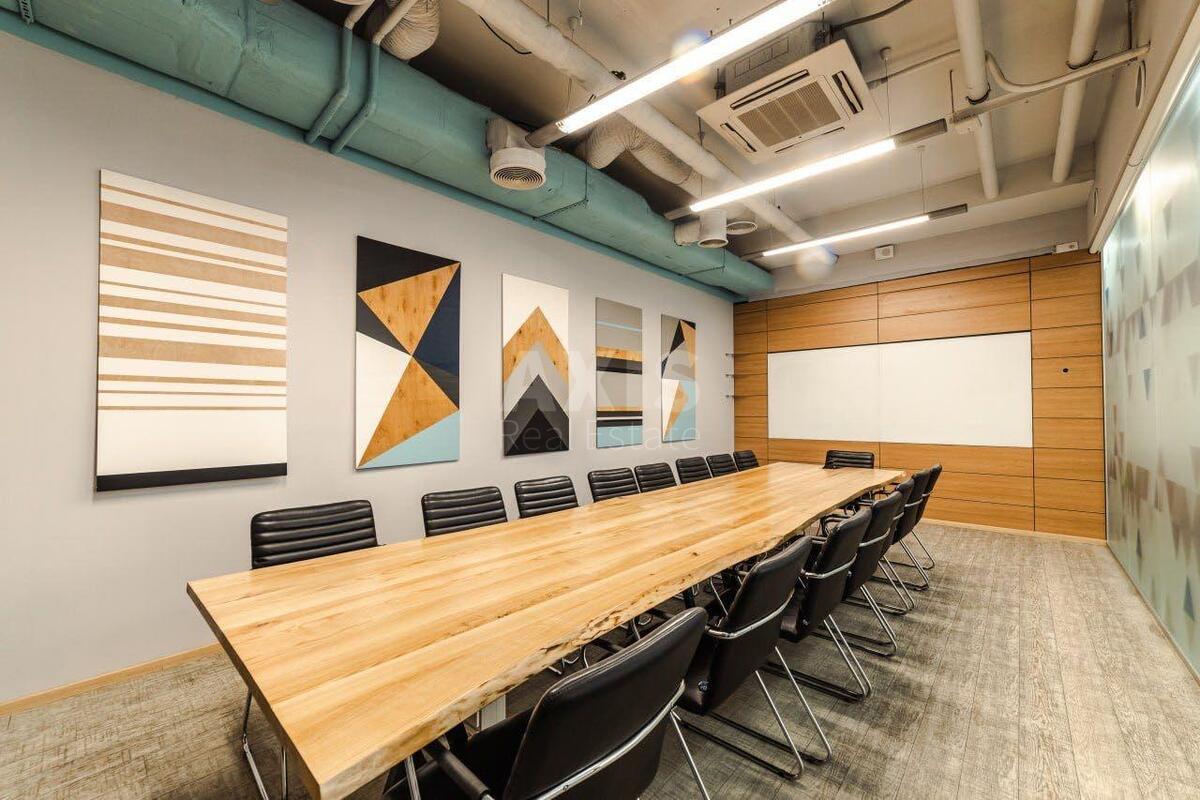 Office vul. Gajdara 58/10, 555m257054