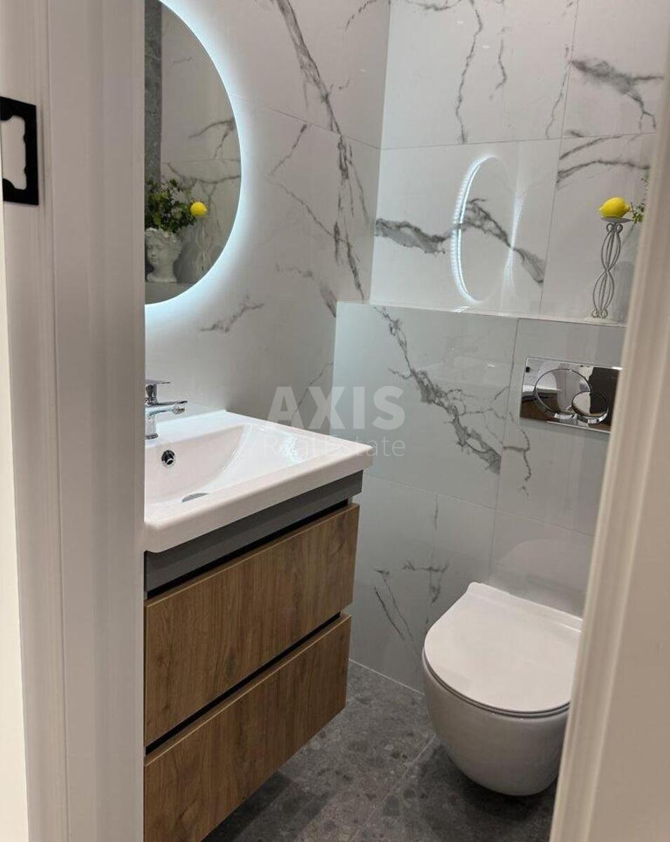 2k apartment pr-t Povitroflots'kyj 569