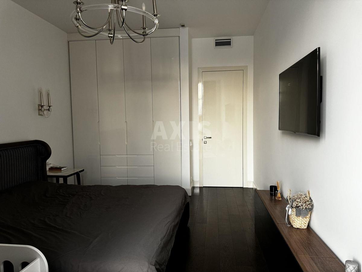 2k apartment vul. Strutyns'kogo Sergija 23