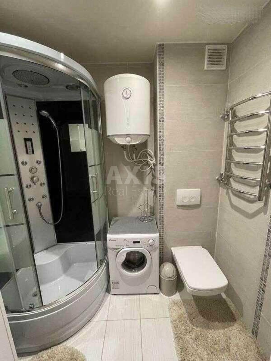 1k apartment vul. Serafymovycha 109