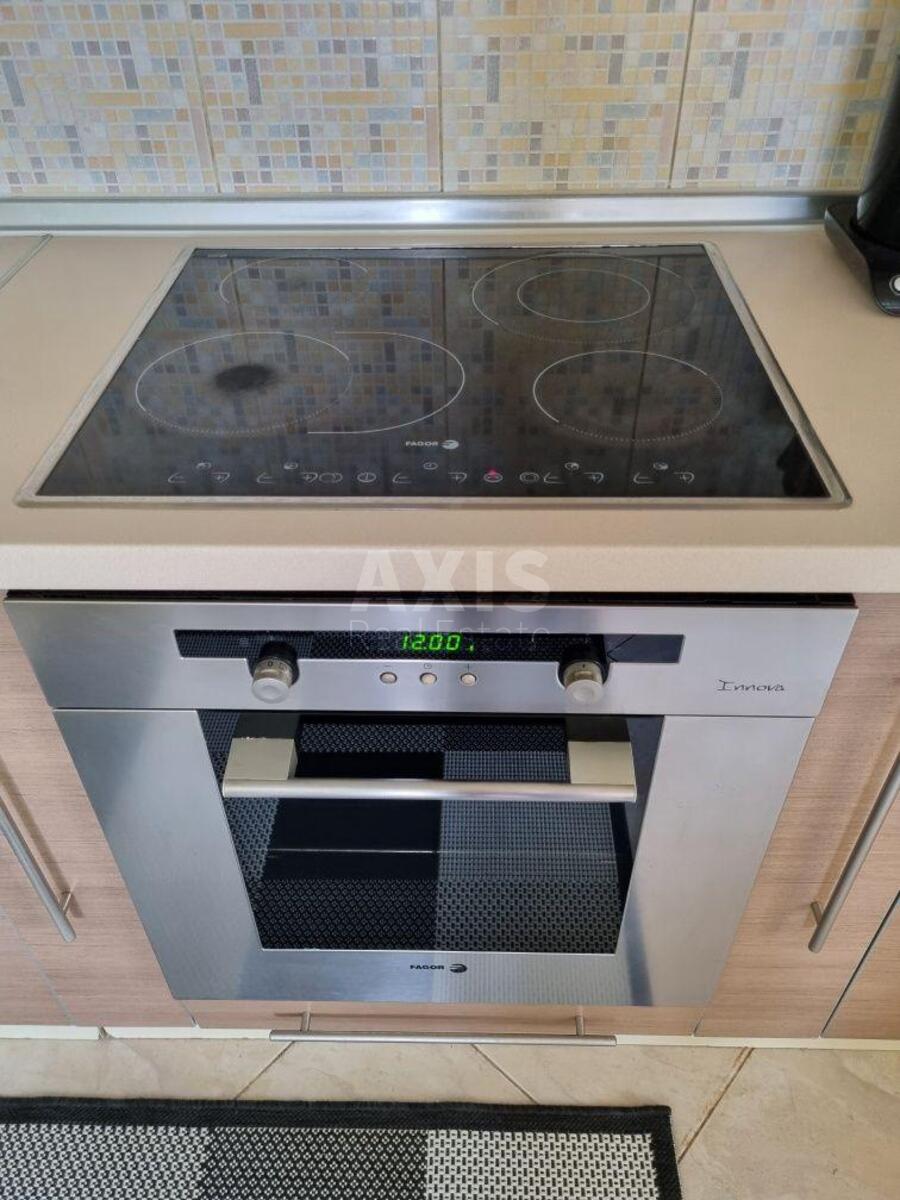 3к квартира ул. Ахматовой Анны 13611801