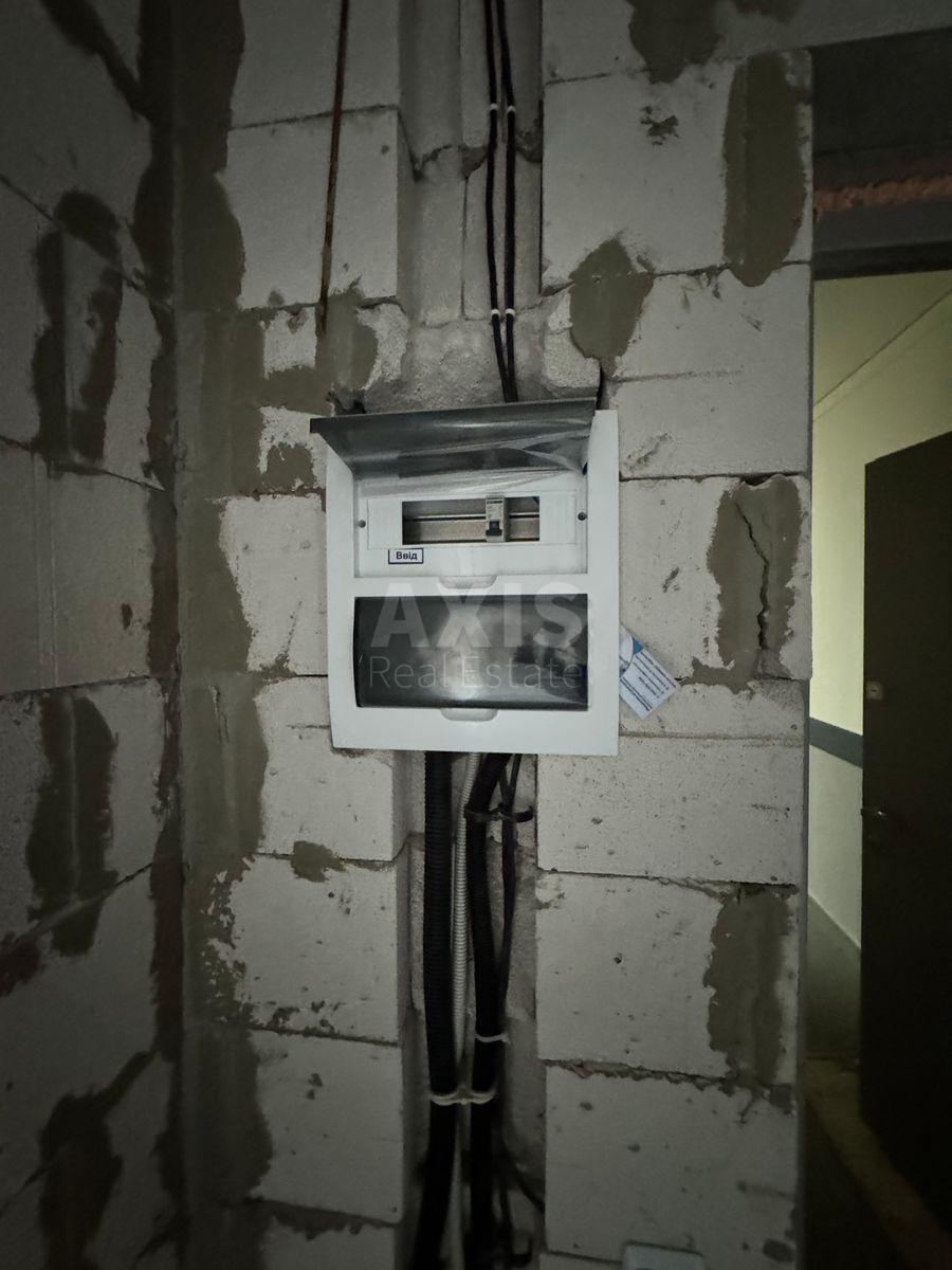 2k apartment nab. Dniprovs'ka 110