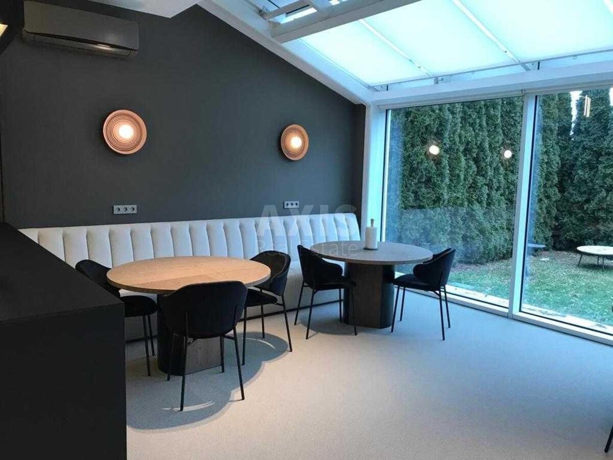 Office vul. Zvirynec'ka 59, 720m29