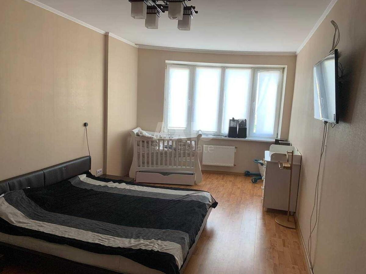 2к квартира ул. Верховинная 35608518