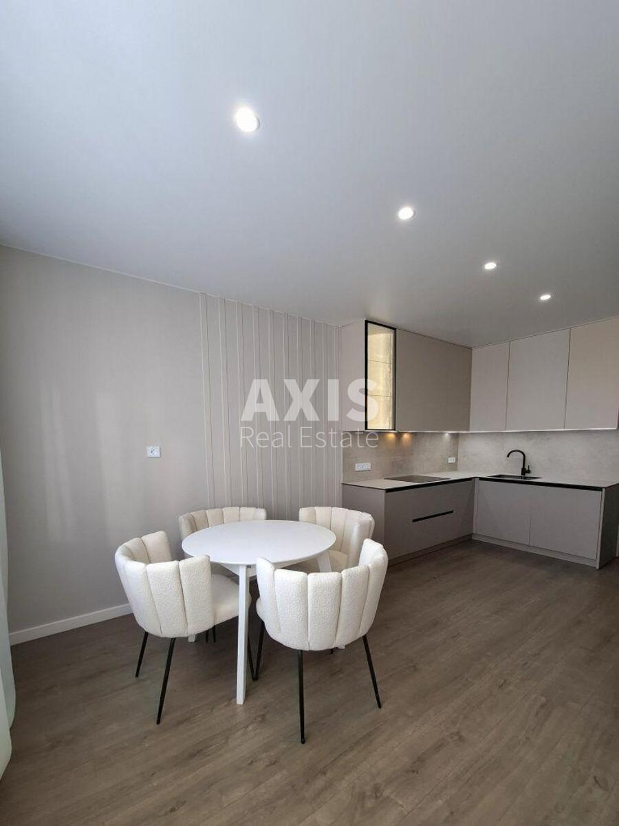 2k apartment pr-t Povitryanykh Syl 56611482