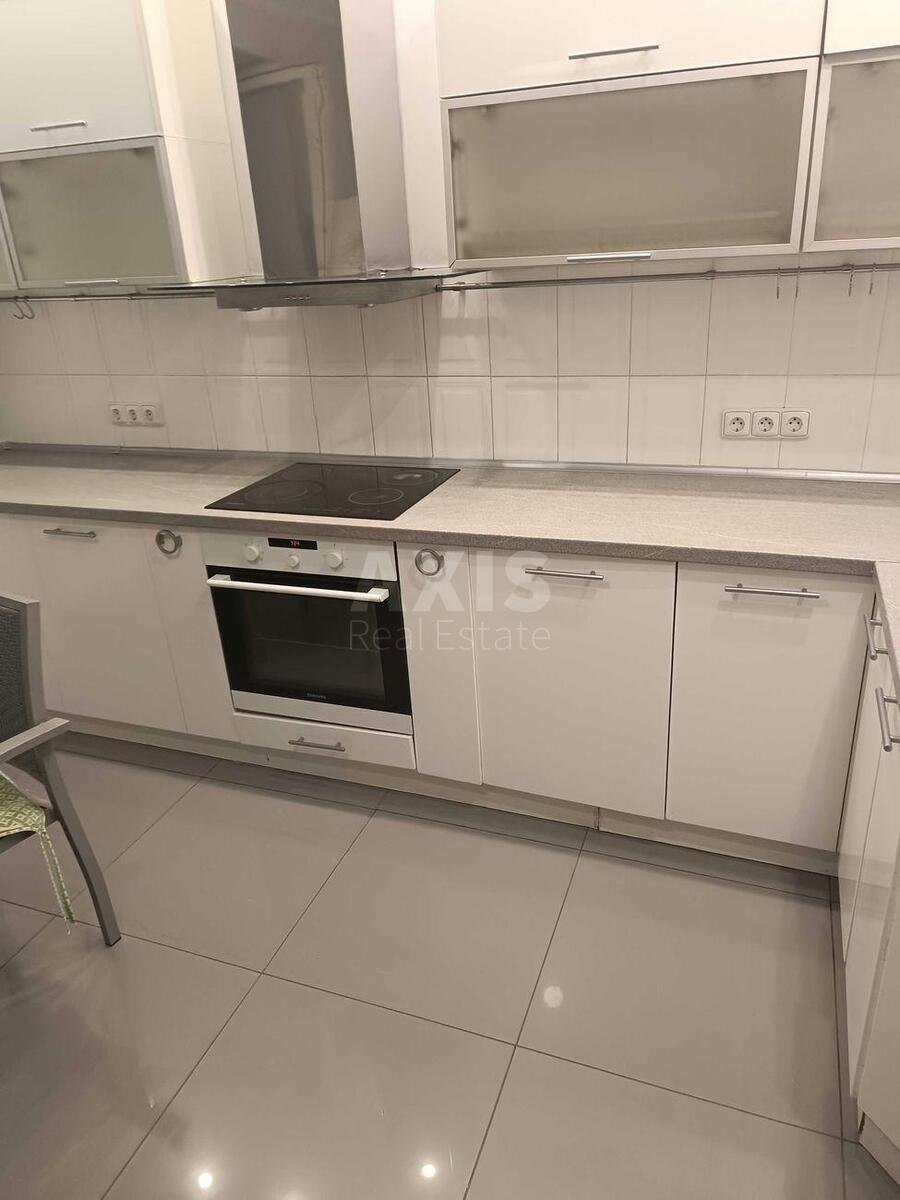 1k apartment vul. Golosii'vs'ka 13Б1