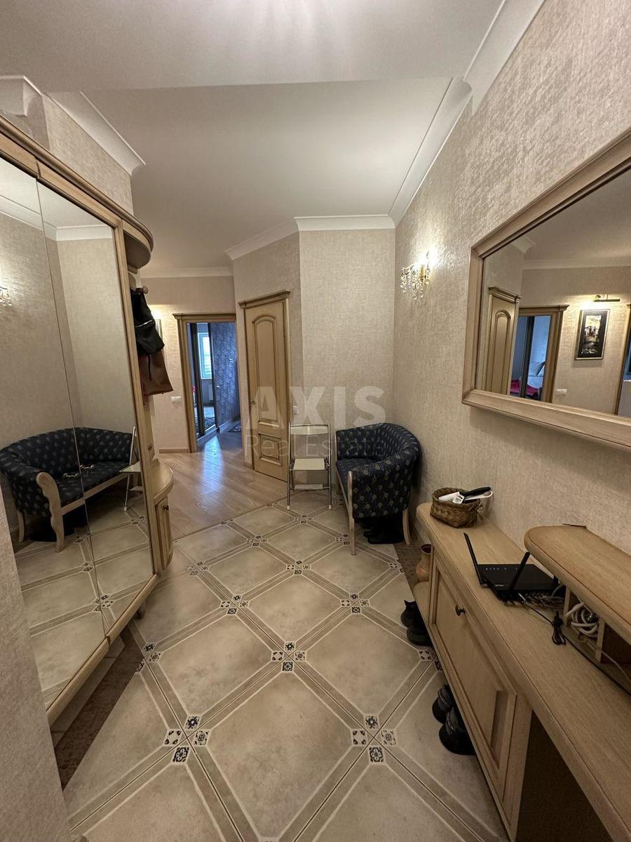 3k apartment vul. Bilorus'ka 37