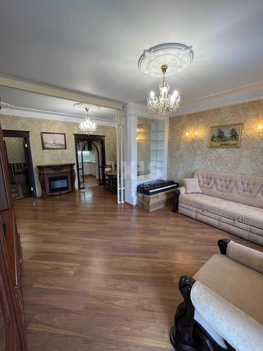 2k apartment vul. Lucenka Dmytra 104
