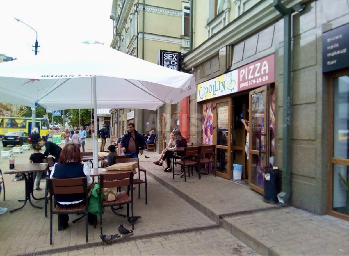 Catering object vul. Horyva 25/12, 61m262409