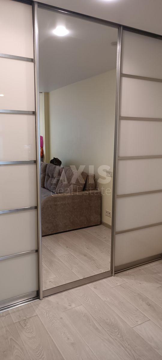 1k apartment vul. Rajduzhna 2Б5