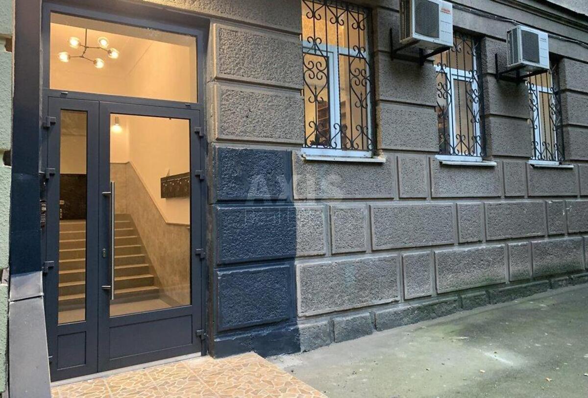 Office vul. Bogomol'cja Akademika 7/14, 53m2573940