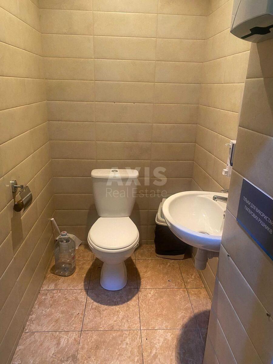 Office vul. Kudrjavs'ka 31/33, 240m2618828