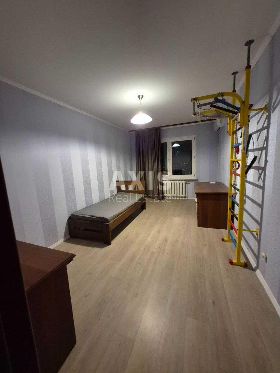 3k apartment vul. Myloslavs'ka 4597752