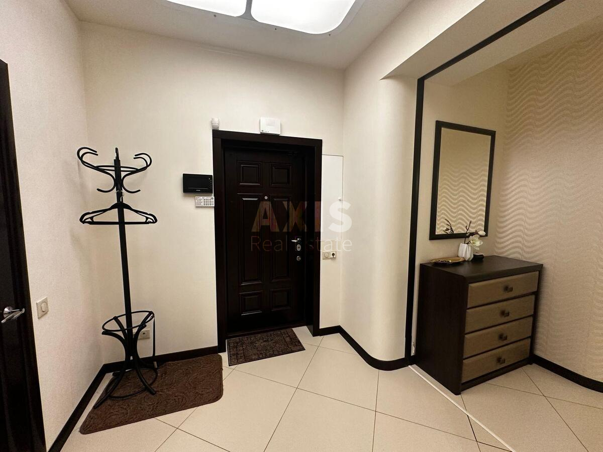 2k apartment vul. Mel'nykova 18Б576961