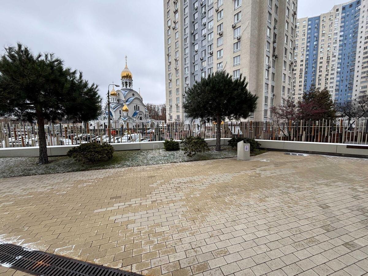 3к квартира ул. Заболотного Академика 1Б5780818