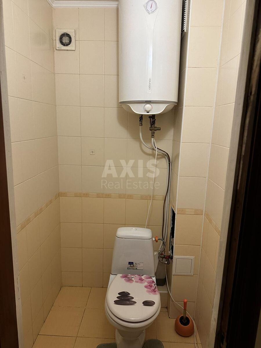 3k apartment vul. Symyrenka 1В7