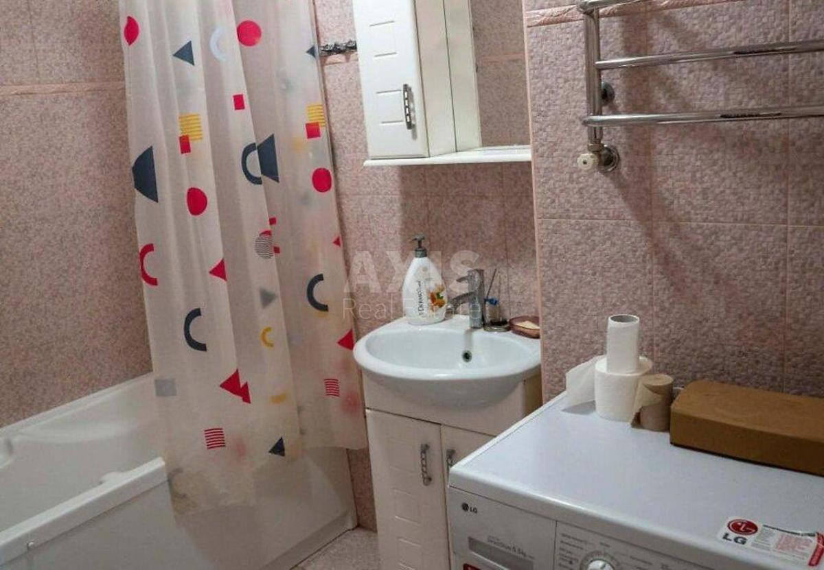 3k apartment vul. Shepeljeva Mykoly 42