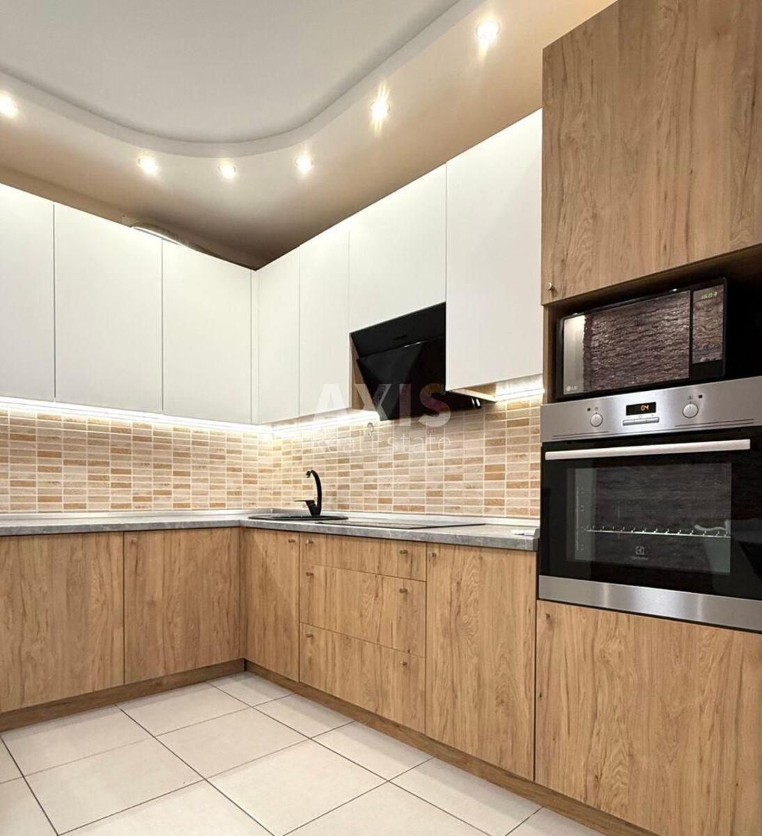 3k apartment vul. Mejtusa Kompozytora 4609140