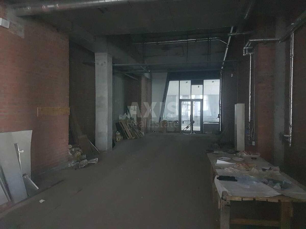 Trade object pr-t Peremogy 11Б, 100m22