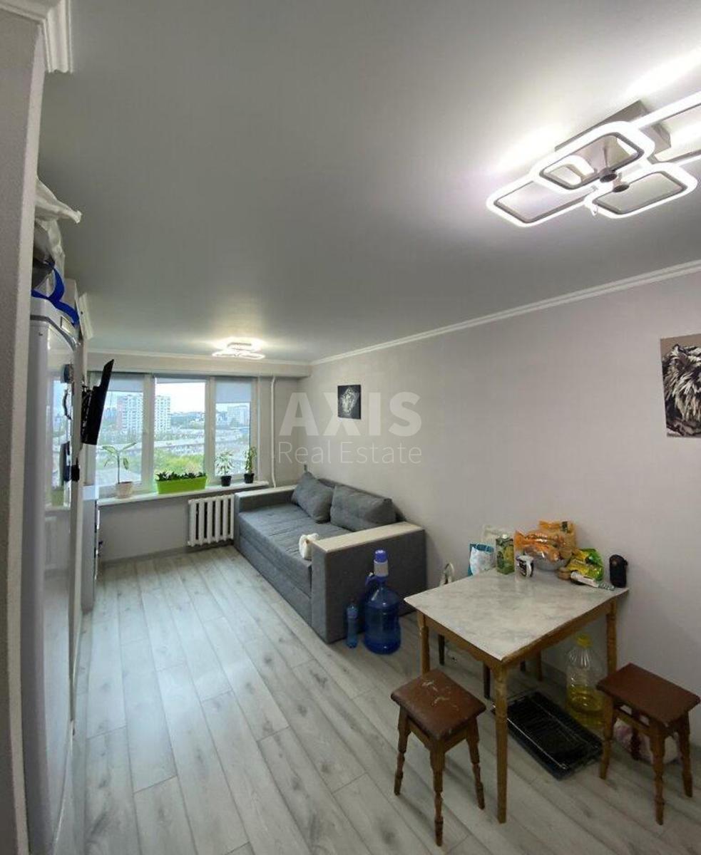 2k apartment vul. Myropil's'ka 15Б1