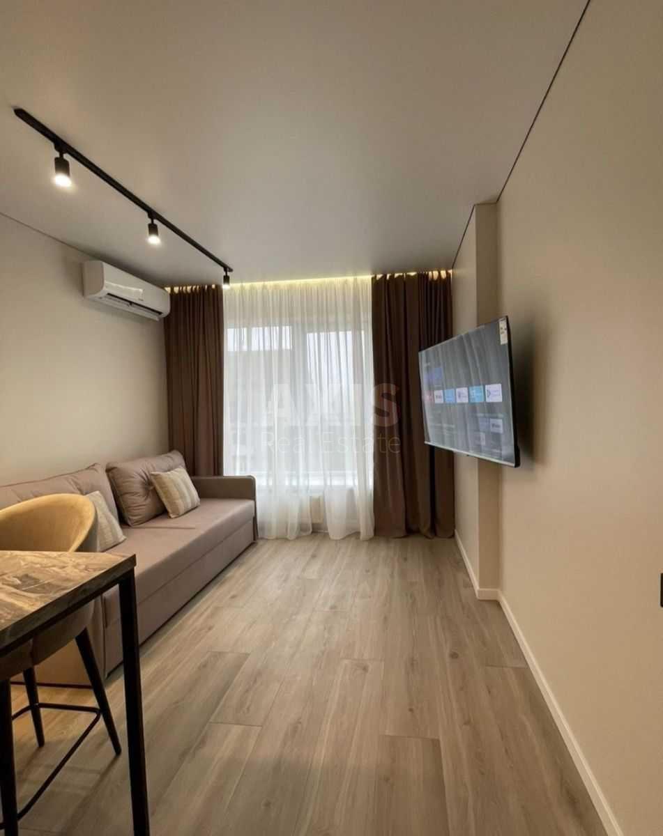2k apartment vul. Antonovycha 109