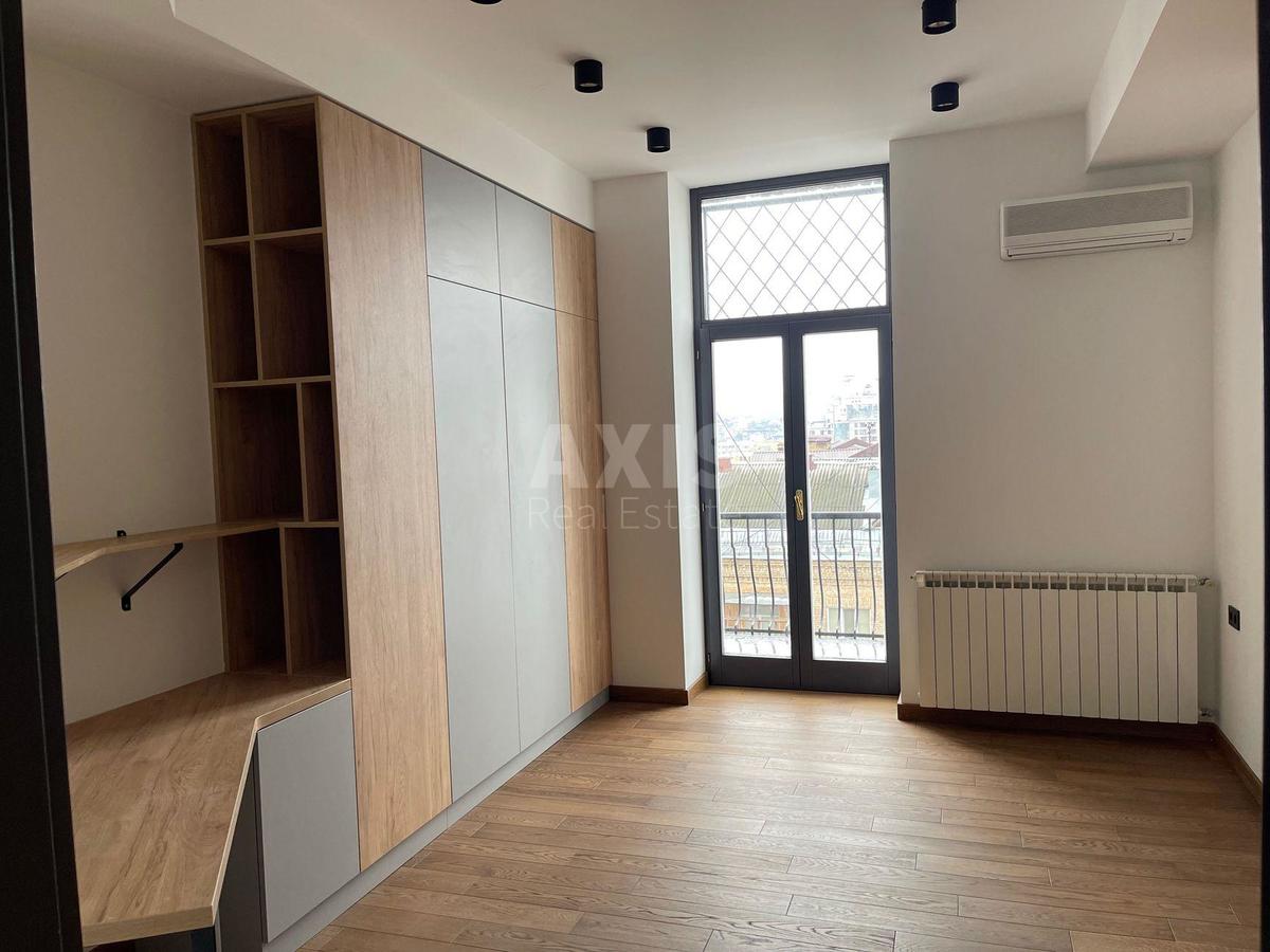 4k apartment vul. Mykil's'ko-Botanichna 146