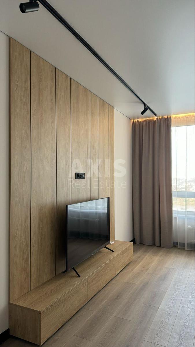 2k apartment nab. Dniprovs'ka 151