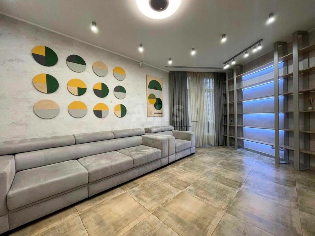 3k apartment vul. Barbjusa Anri 52/1604248