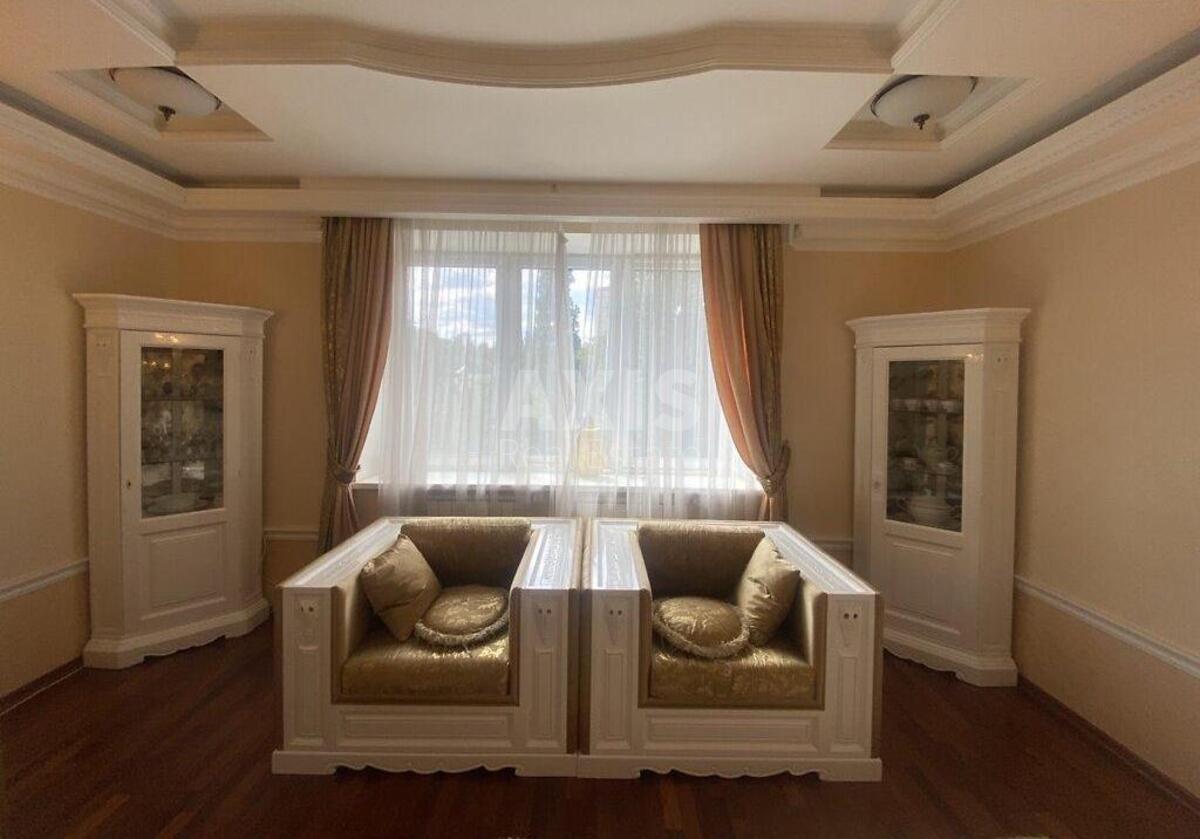 3k apartment vul. Vyshgorods'ka 45/23