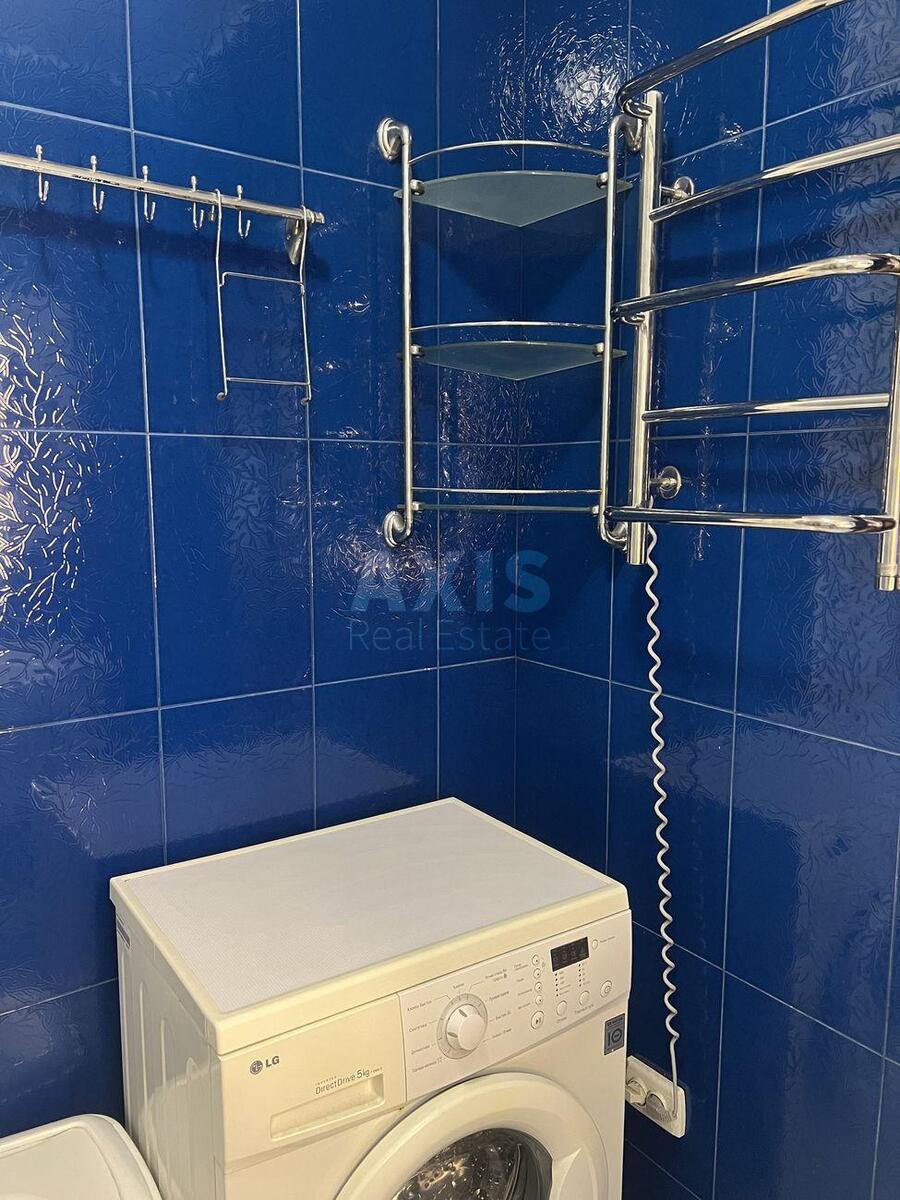 2k apartment nab. Dniprovs'ka 26А11