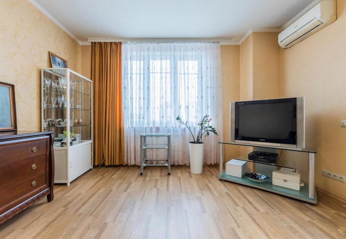 1k apartment vul. Konopljans'ka 22